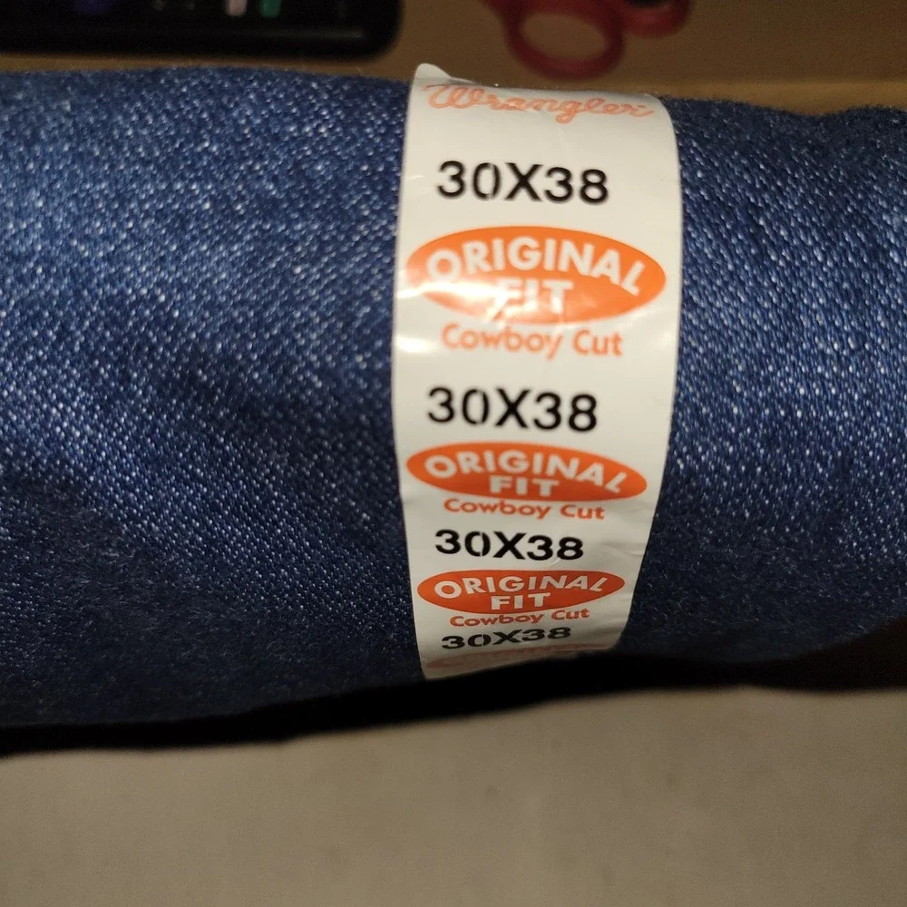 NWT Wrangler Cowboy Cut Original Fit Blue‎ Jeans Size 30x37 13MWZPW